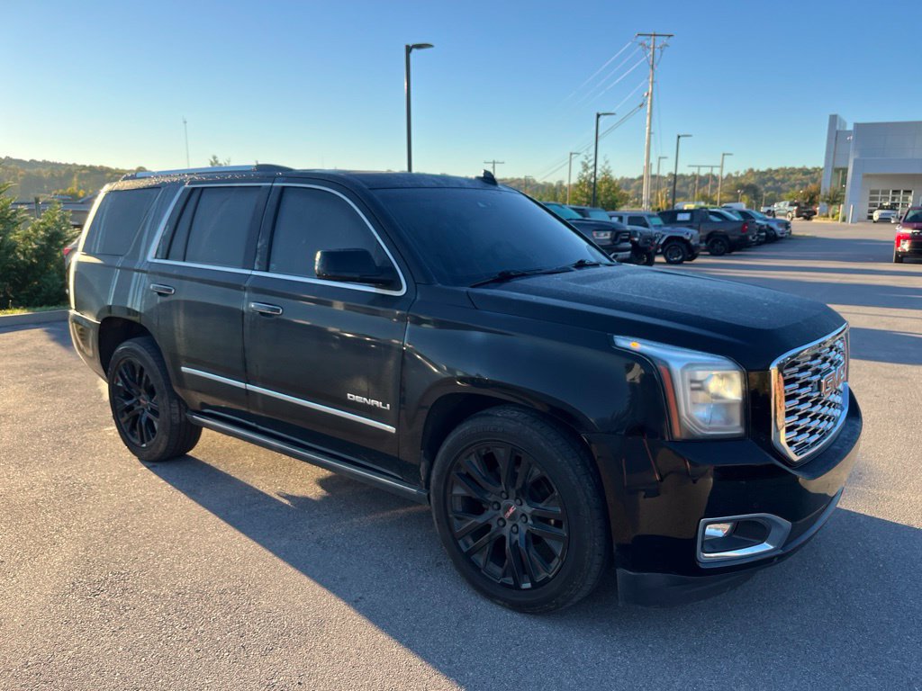 Used 2020 GMC Yukon Denali w/ Denali Ultimate Package AWD/4WD image 2