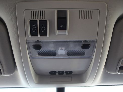 Used 2012 GMC Sierra 3500 Denali image 37