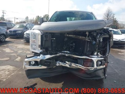 Used 2024 Ford F250 XL w/ XL Driver Assist Package AWD/4WD image 8