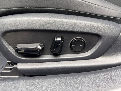 Used 2023 Lexus ES 350 w/ Premium Package image 28