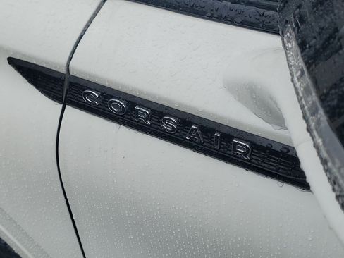 New 2026 Lincoln Corsair Premiere image 7