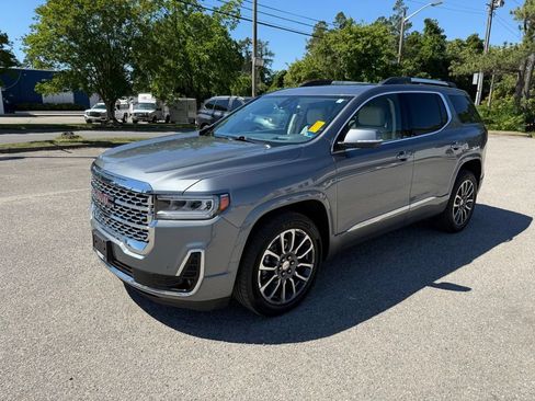 Used 2022 GMC Acadia Denali w/ Denali Ultimate Package AWD/4WD image 3