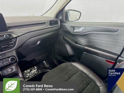 Certified 2022 Ford Escape SEL w/ SEL Stealth AWD Package image 29