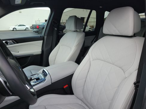 Used 2026 BMW X5 sDrive40i RWD image 23