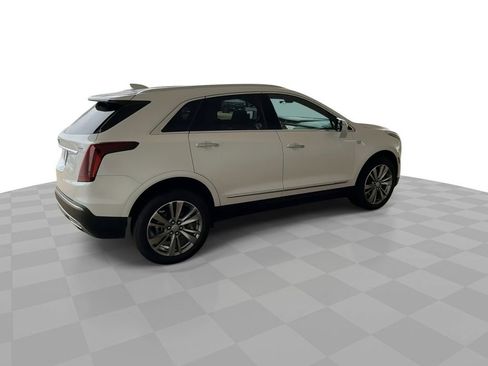 Certified 2025 Cadillac XT5 Premium Luxury image 9