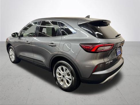 Used 2024 Ford Escape Active AWD/4WD image 4