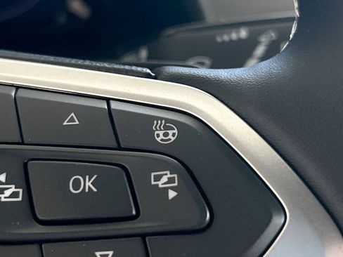 New 2026 Volkswagen Atlas Cross Sport SE image 19