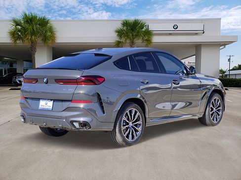 New 2026 BMW X6 xDrive40i w/ Executive Package image 4
