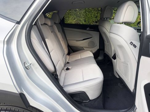 Used 2017 Hyundai Tucson Sport FWD image 13