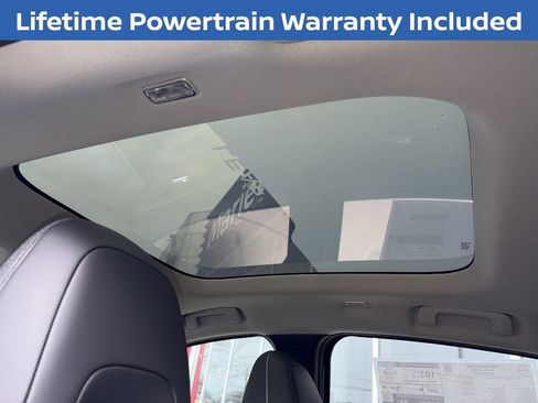 New 2026 Nissan Leaf Platinum+ w/ Cargo Package (Platinum+) FWD image 8
