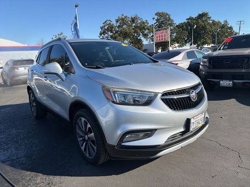 Used 2017 Buick Encore Preferred image 3