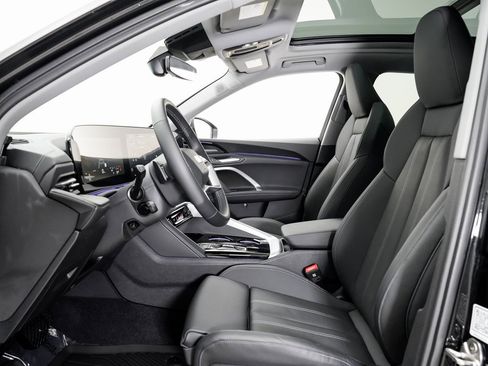 New 2025 Audi Q5 2.0T Premium Plus image 6