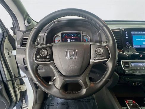 Used 2019 Honda Pilot Touring image 15