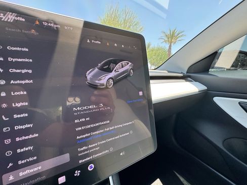 Used 2019 Tesla Model 3 Standard Range Plus RWD image 12