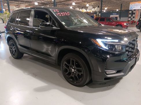 Used 2023 Honda Passport EX-L image 1