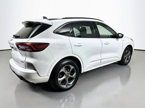 Used 2023 Ford Escape ST-Line w/ Tech Pack #1 AWD/4WD image 7
