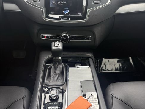 Used 2021 Volvo XC90 T5 Momentum w/ Protection Package Premier image 21
