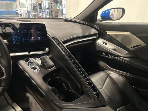 Used 2024 Chevrolet Corvette Stingray Preferred Conv w/ Z51 Performance Package image 22