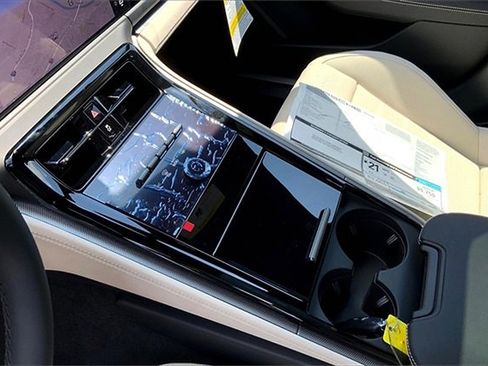 New 2025 Porsche Panamera 4 image 32