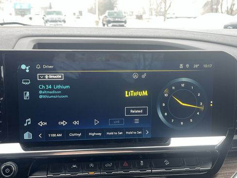 Certified 2024 Chevrolet Silverado 1500 LT image 13