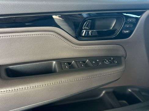 Used 2018 Honda Odyssey Elite image 10