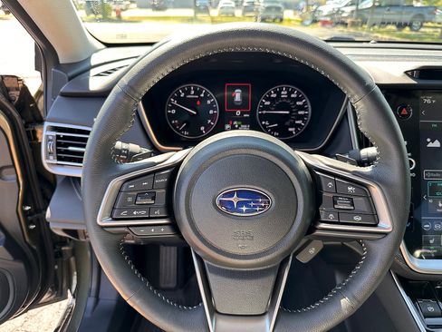 Certified 2025 Subaru Outback Limited AWD/4WD image 18