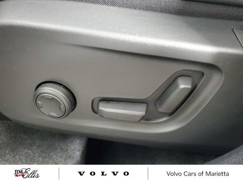 Used 2026 Volvo XC40 B5 Core w/ Climate Package image 22