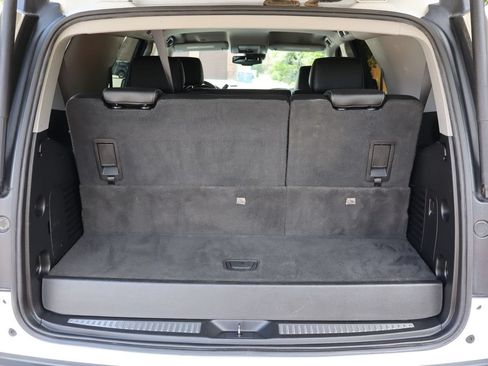 Used 2020 Chevrolet Tahoe LT AWD/4WD image 14