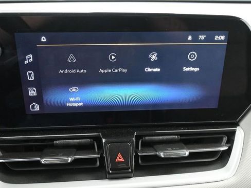 Used 2024 Chevrolet TrailBlazer LT w/ Convenience Package image 17