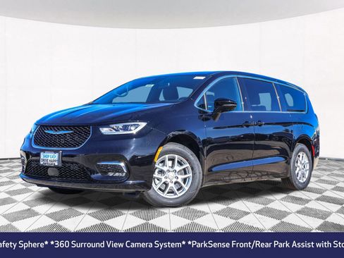 New 2026 Chrysler Pacifica Select FWD image 2