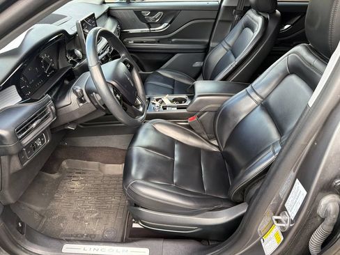 Used 2021 Lincoln Corsair AWD w/ Equipment Group 101A image 6