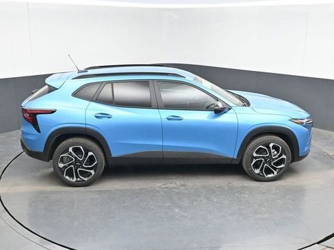 New 2026 Chevrolet Trax RS w/ Driver Confidence Package FWD image 38