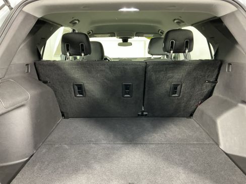 Used 2020 Chevrolet Equinox LS image 21