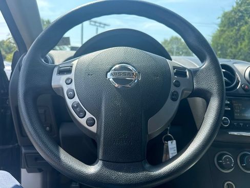 Used 2015 Nissan Rogue S w/ Convenience Package FWD image 7