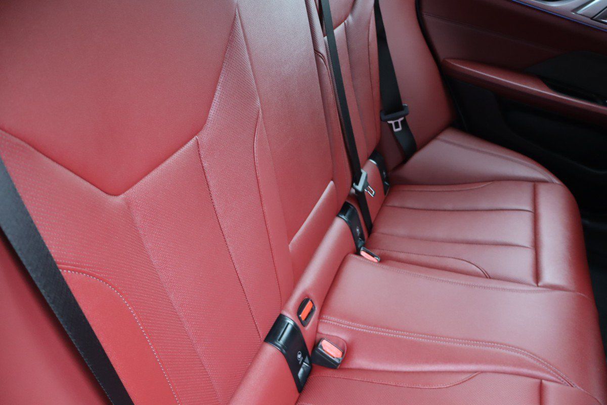 Used 2025 BMW i4 M50 AWD/4WD image 27