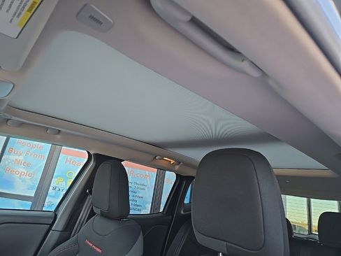 Used 2023 Jeep Renegade Trailhawk w/ Sun/Sound Group image 36