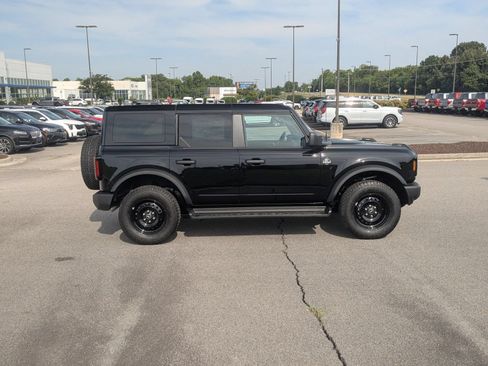New 2026 Ford Bronco Outer Banks AWD/4WD image 2