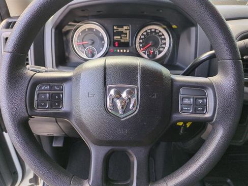 Used 2018 RAM 2500 Tradesman w/ Chrome Appearance Group image 41