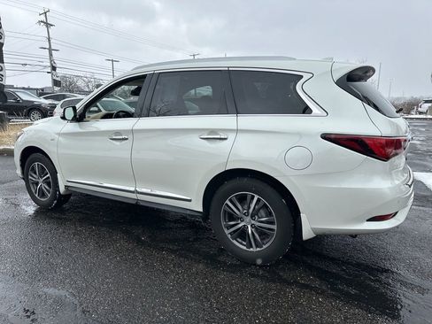 Used 2017 INFINITI QX60 Luxe w/ Premium Plus Package AWD/4WD image 9
