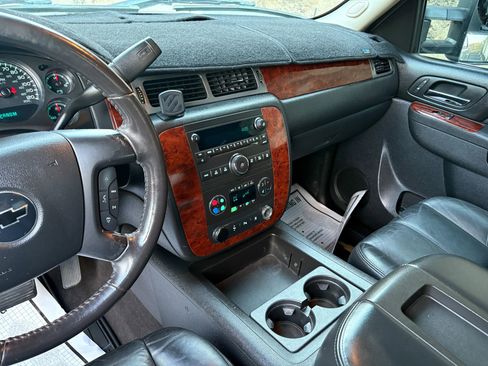 Used 2010 Chevrolet Silverado 1500 LTZ w/ Max Trailering Pack AWD/4WD image 15