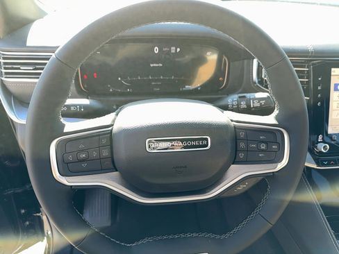 New 2026 Jeep Grand Wagoneer Limited AWD/4WD image 12