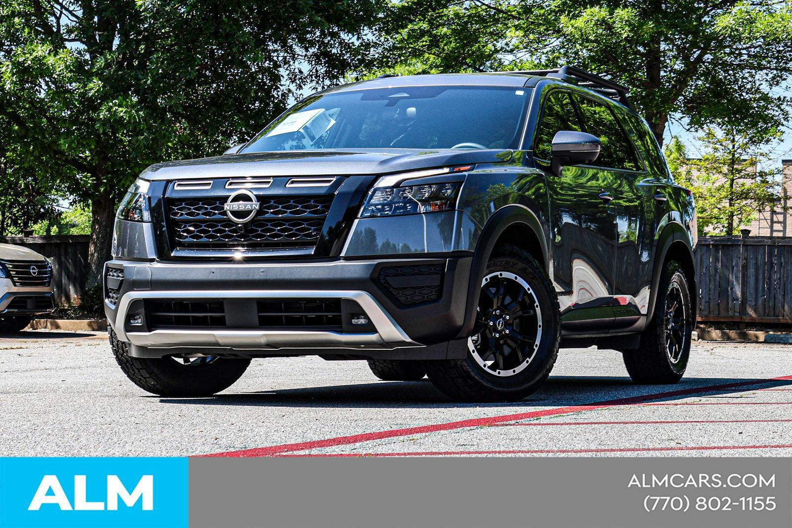 Used 2025 Nissan Pathfinder Rock Creek AWD/4WD image 2