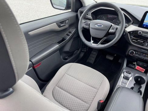 Used 2022 Ford Escape SE w/ Convenience Package FWD image 14