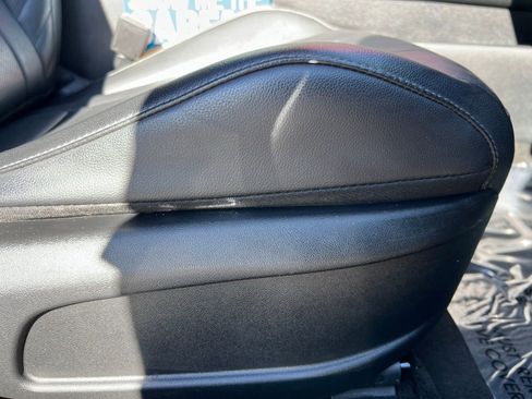 Used 2023 Hyundai Elantra Limited FWD image 53