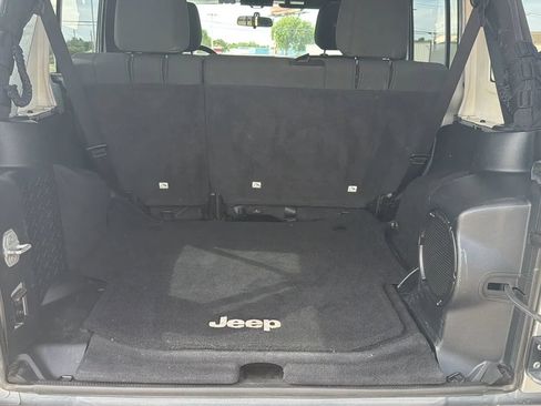 Used 2012 Jeep Wrangler Unlimited Sahara w/ Dual Top Group AWD/4WD image 20