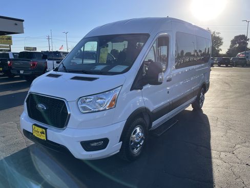 Used 2022 Ford Transit 350 XLT image 4