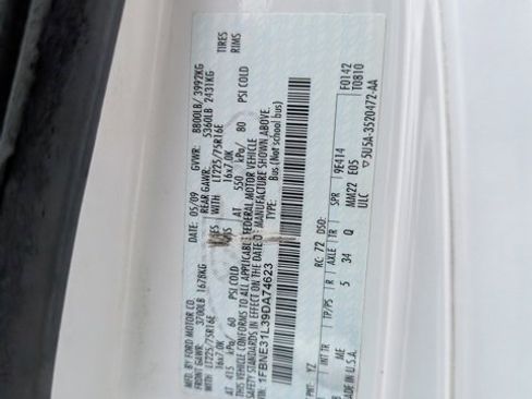 Used 2009 Ford E-350 and Econoline 350 XLT image 33