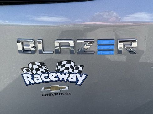 New 2026 Chevrolet Blazer EV LT image 12