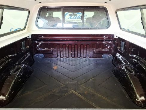 Used 2019 Ford F150 Lariat AWD/4WD image 5