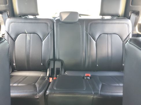 Used 2021 Ford Expedition Limited AWD/4WD image 20